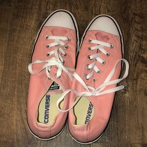 Light pink Converse